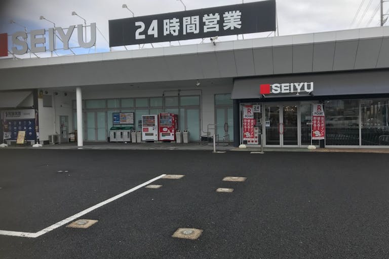 【西友 松河戸店】店頭南側入口付近 (駐車場) キッチンカー・コーヒーテイクアウトや、たいやき・焼き鳥・クレープ など販売におすすめな屋外催事イベントスペースの画像1