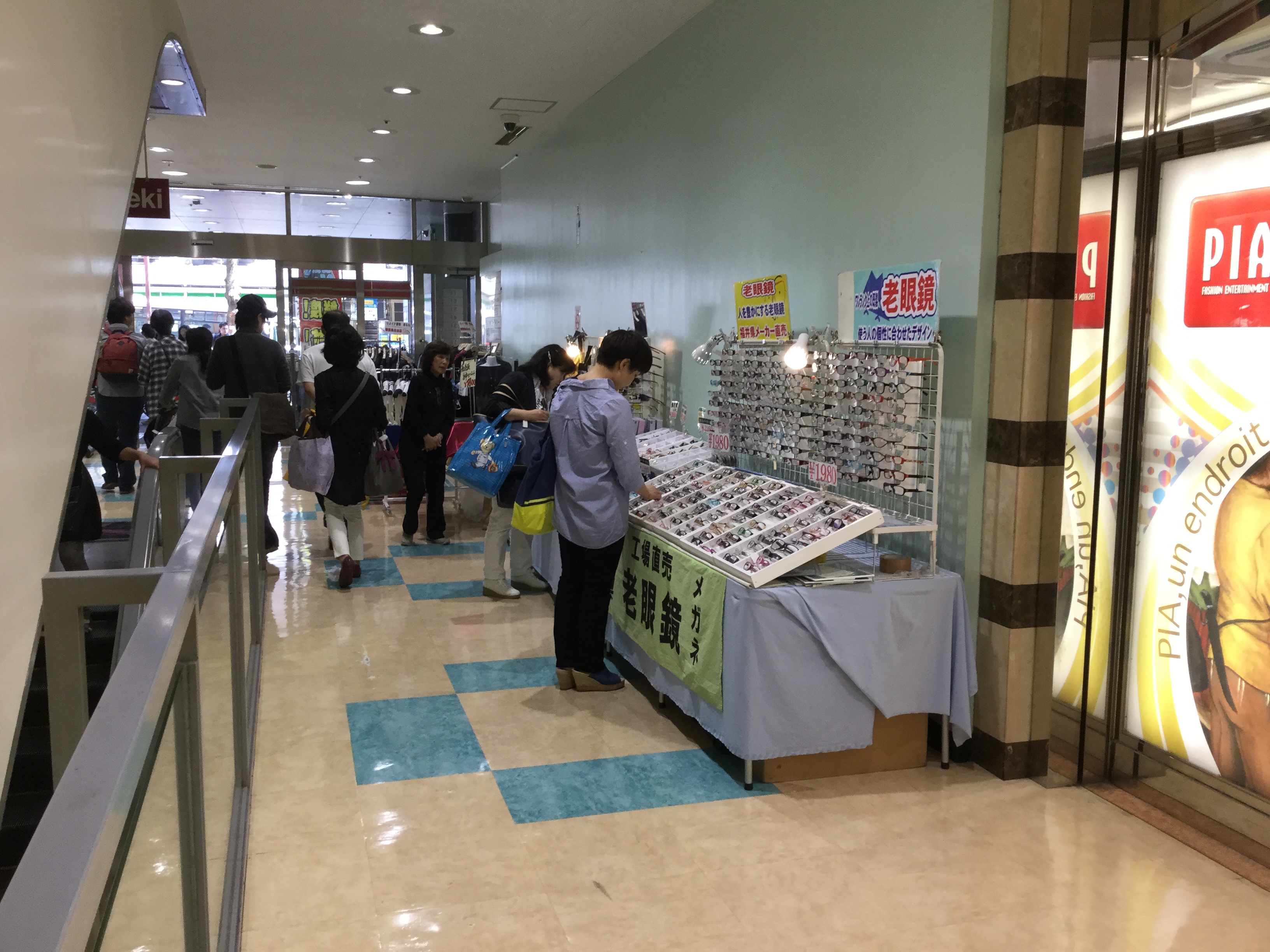 【大森駅前ビル】個包装の食物販やアパレルの販売に最適な大型スーパー入居の駅チカ商業施設の正面入口に置するイベントスペース(16㎡)の画像5