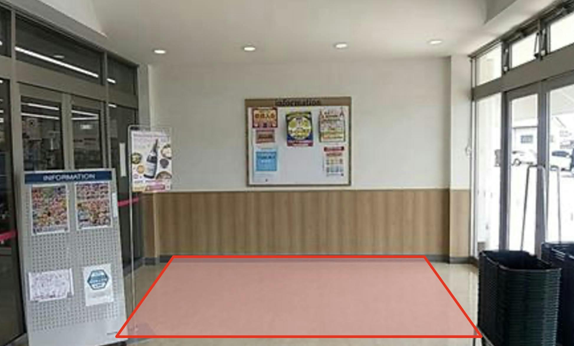 【ゆめマート 豊前】風除室　物販のポップアップストアや販促プロモーションにおすすめな催事イベントスペースの画像