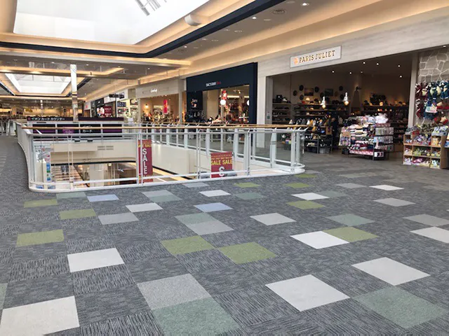 【イオンモール盛岡】2F 中央ブリッジ