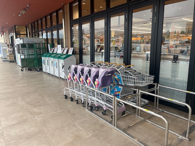 【フレスタ中筋店】プロモーションイベントに利用可能な軒下スペース