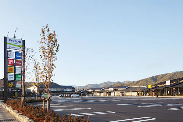 【フレスポ飛騨高山】ポップアップストアやPRの展開に適した共有部の通路スペース(半屋内)