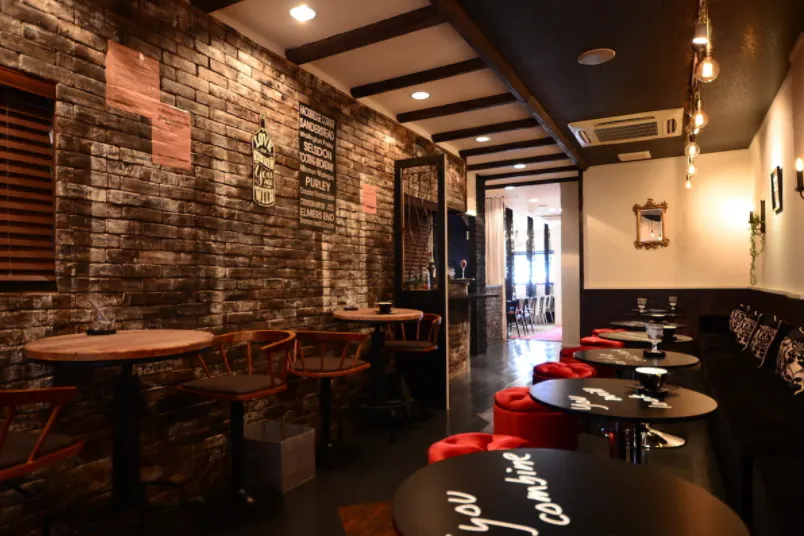 【徳島駅8分】展示会や撮影に適したお洒落な内装のイベントスペース