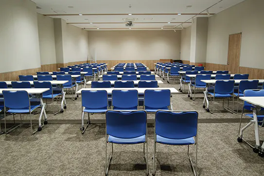 【イオン藤井寺ショッピングセンター】イオンホール