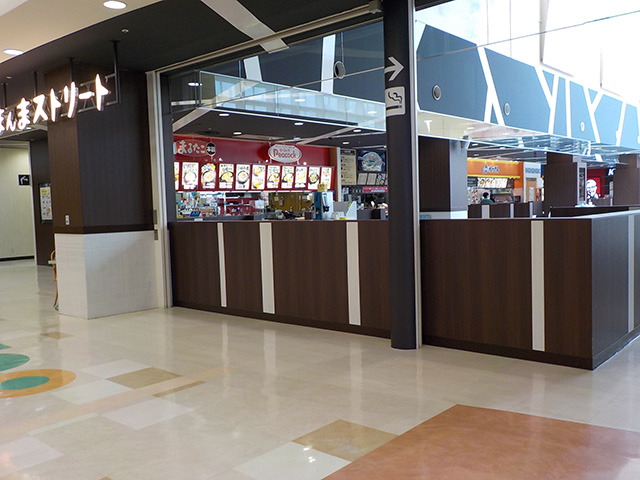 【イオンモールつがる柏】まんまストリート横