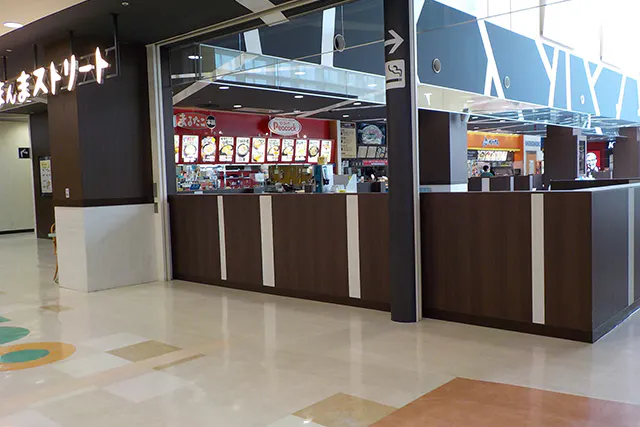 【イオンモールつがる柏】まんまストリート横