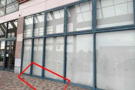 【イオンスーパーセンター五城目】中央入口店頭 販促プロモーションや物販に最適なスーパー店内催事イベントスペース