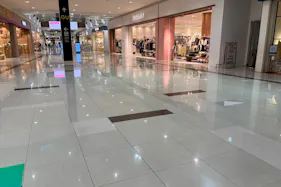 【イオンモール福津】センターコート