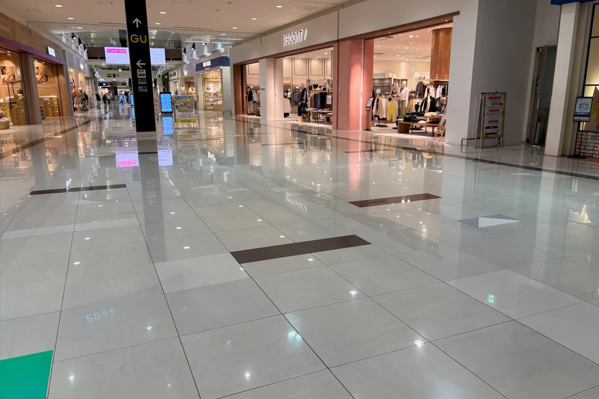 【イオンモール福津】センターコート