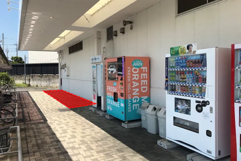 【西友 吹上店】屋外 プロモーション用途や物販、食物販のポップアップストアに最適なスーパーマーケットの屋外催事イベントスペースの画像1