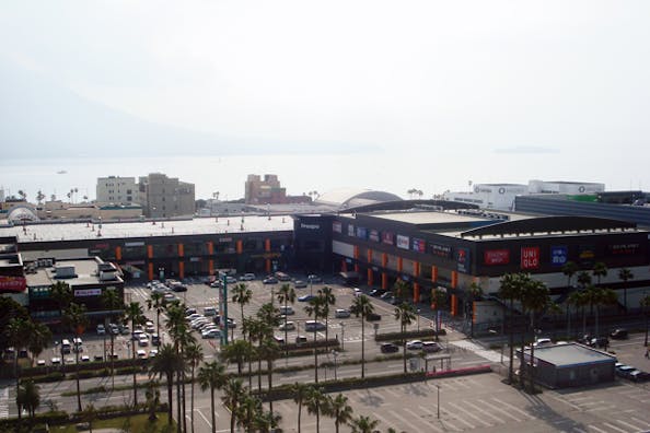 【フレスポジャングルパーク】プロモーション用途での利用が可能な商業施設2Fの西松屋前イベントスペース