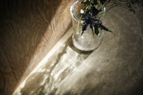 【池ノ上駅6分】撮影に適した光と影・素材が特徴的な自宅兼スタジオ