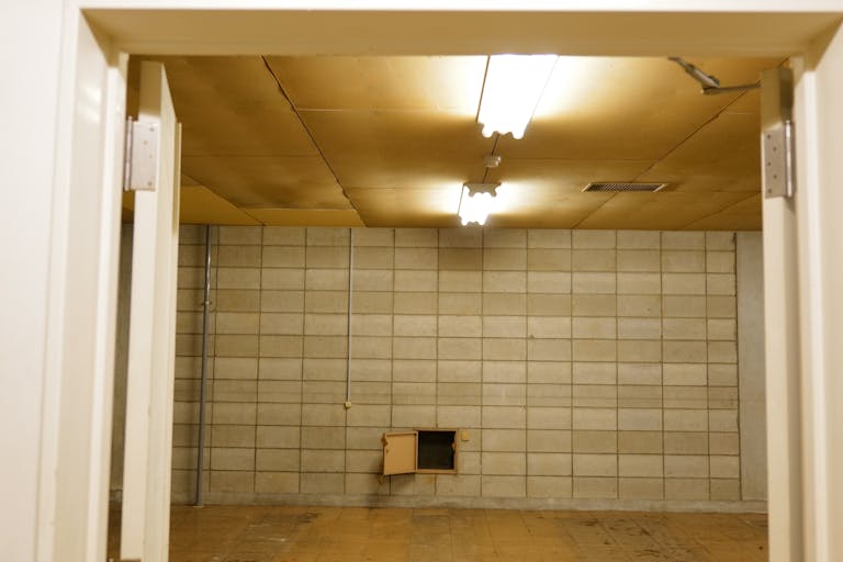 【飯田橋駅2分】撮影やイベントに最適な学校跡地のレンタルスペース(地下1Fフロア貸し)の画像4