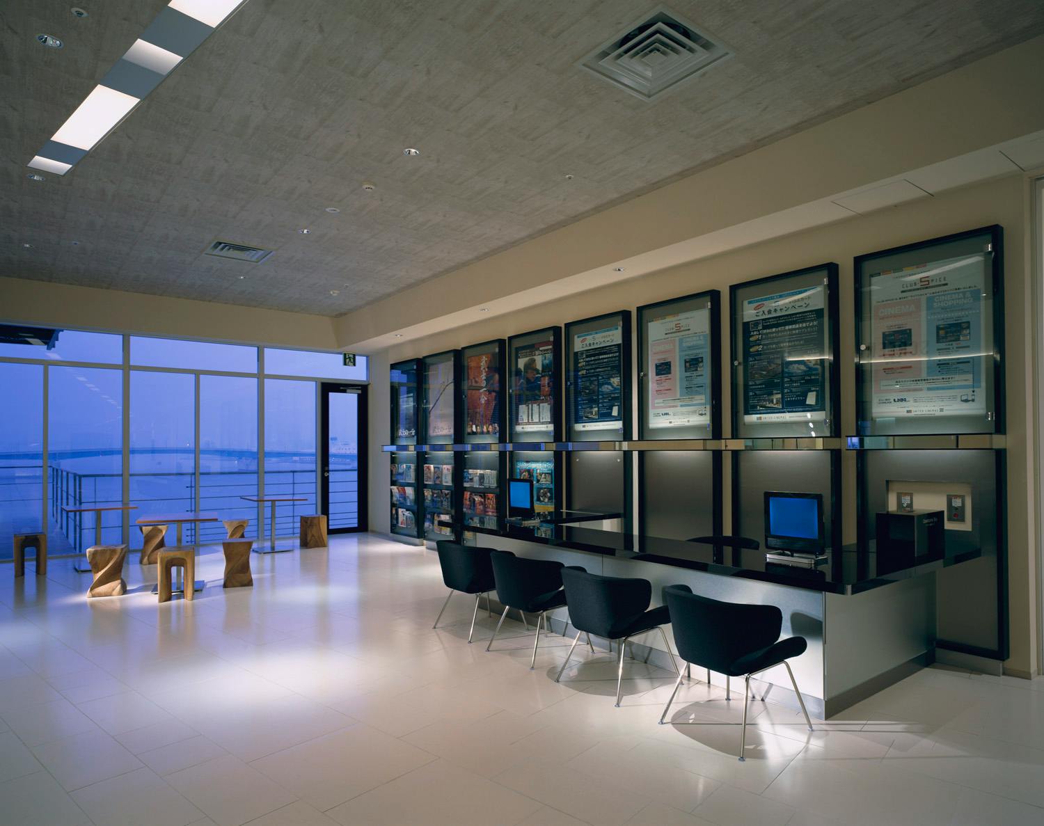 【ユナイテッド・シネマ福岡ももち】PRイベントやサンプリングに最適な顧客にリーチしやすい映画館内のイベントスペース