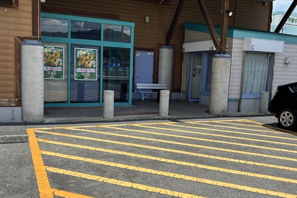 【ダイナム滋賀湖南店】キッチンカーやプロモーションでの出店に最適なアミューズメント施設のイベントスペース