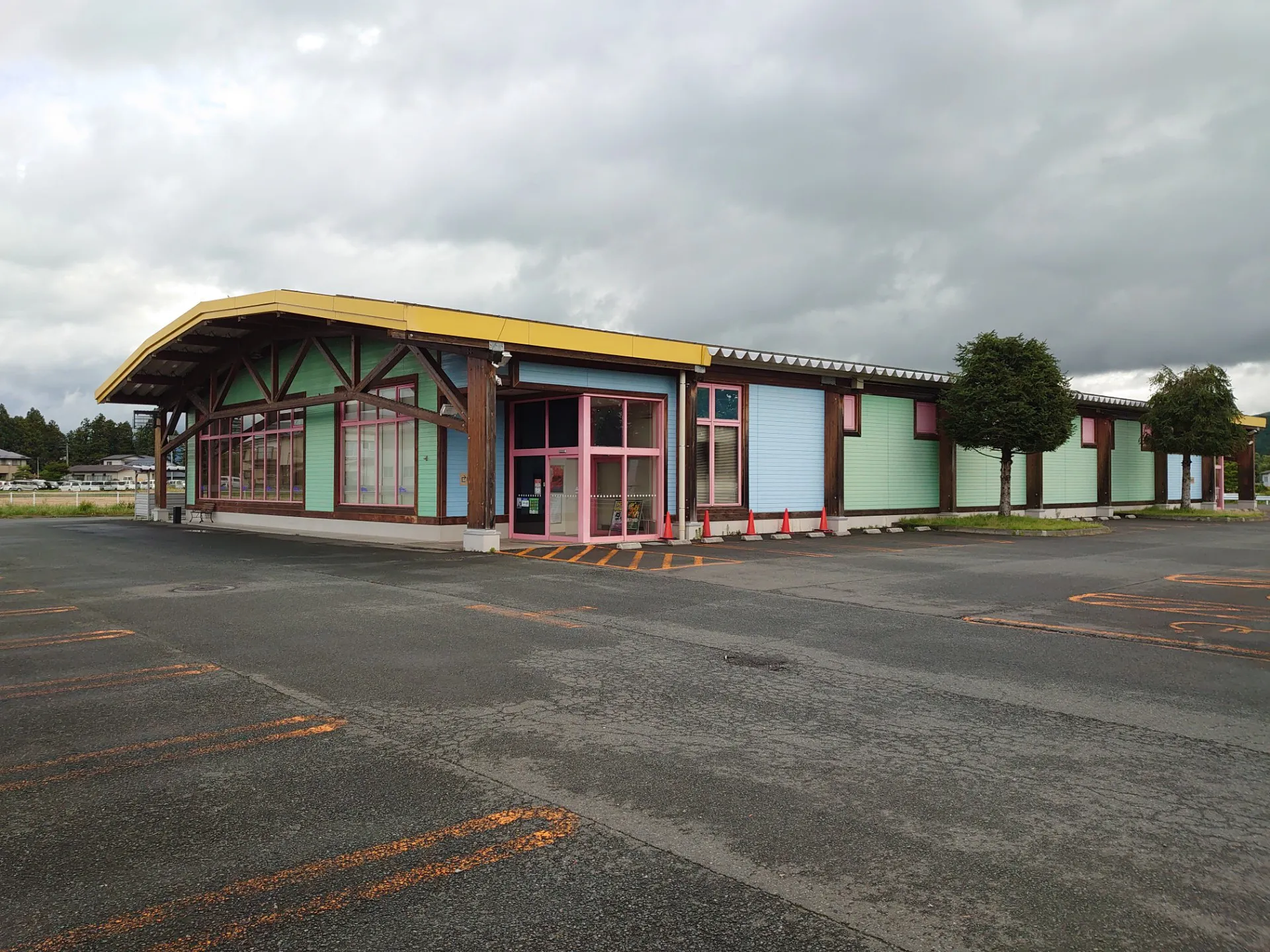 【ダイナム岩手紫波店ゆったり館】キッチンカーやプロモーションに最適なアミューズメント施設のイベントスペース
