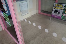 【ダイナム岩手紫波店ゆったり館】キッチンカーやプロモーションに最適なアミューズメント施設のイベントスペース