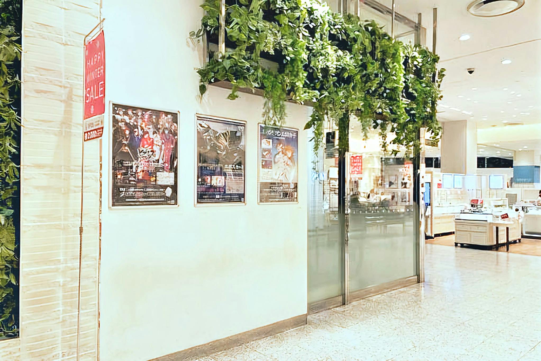 【なんばマルイ】1階 パブリックスペース【物販・PR】エスカレーター横、人通りも多い好立地