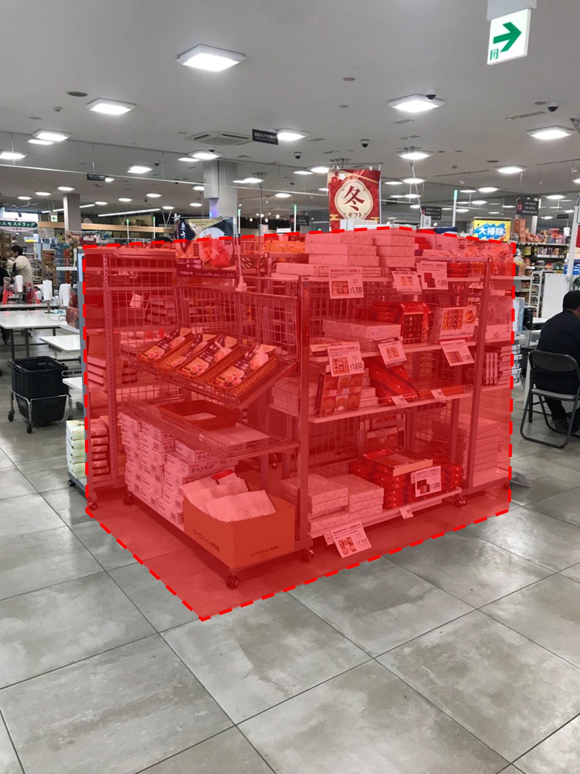 【西友　岩村田相生店】店内レジ前　プロモーション用途や物販、食物販のポップアップストアに最適なスーパー店内催事イベントスペース