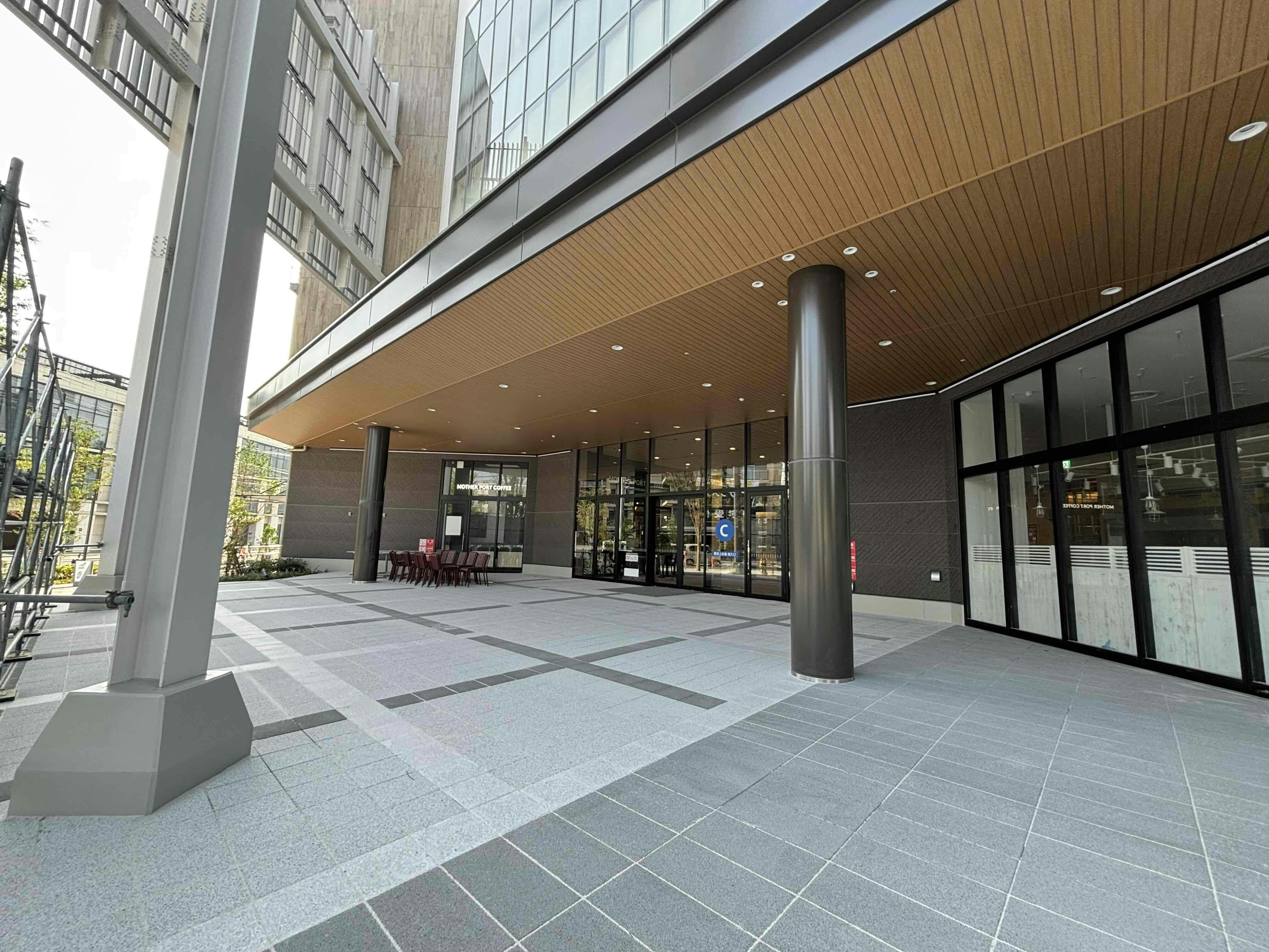 【イオンモール仙台上杉】銀杏のひろばの画像