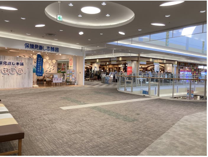 【イオンモール千葉ニュータウン】モール棟3F中央東ブリッジの画像