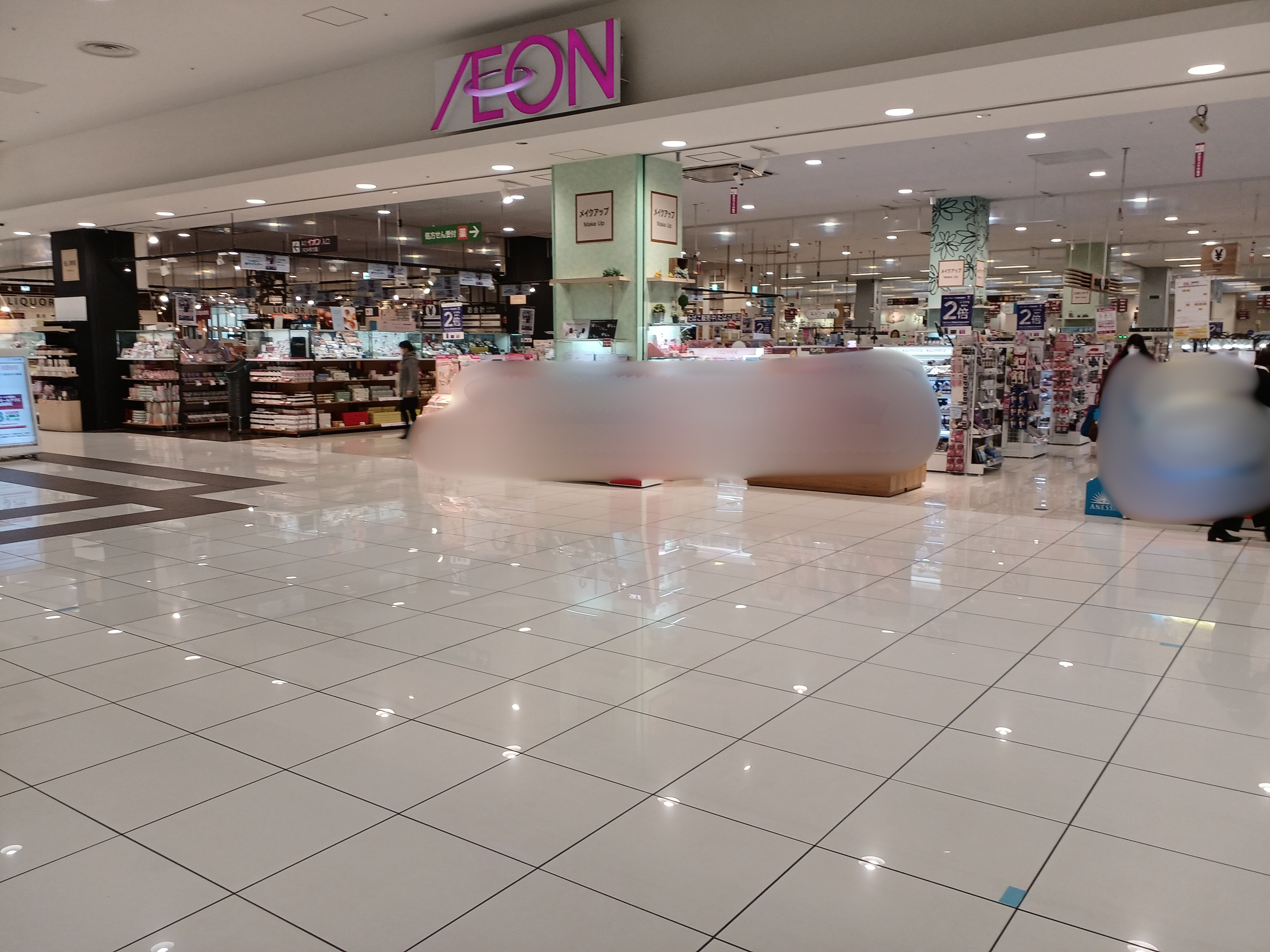 【イオンモール大和郡山】1階北小路コート前通路