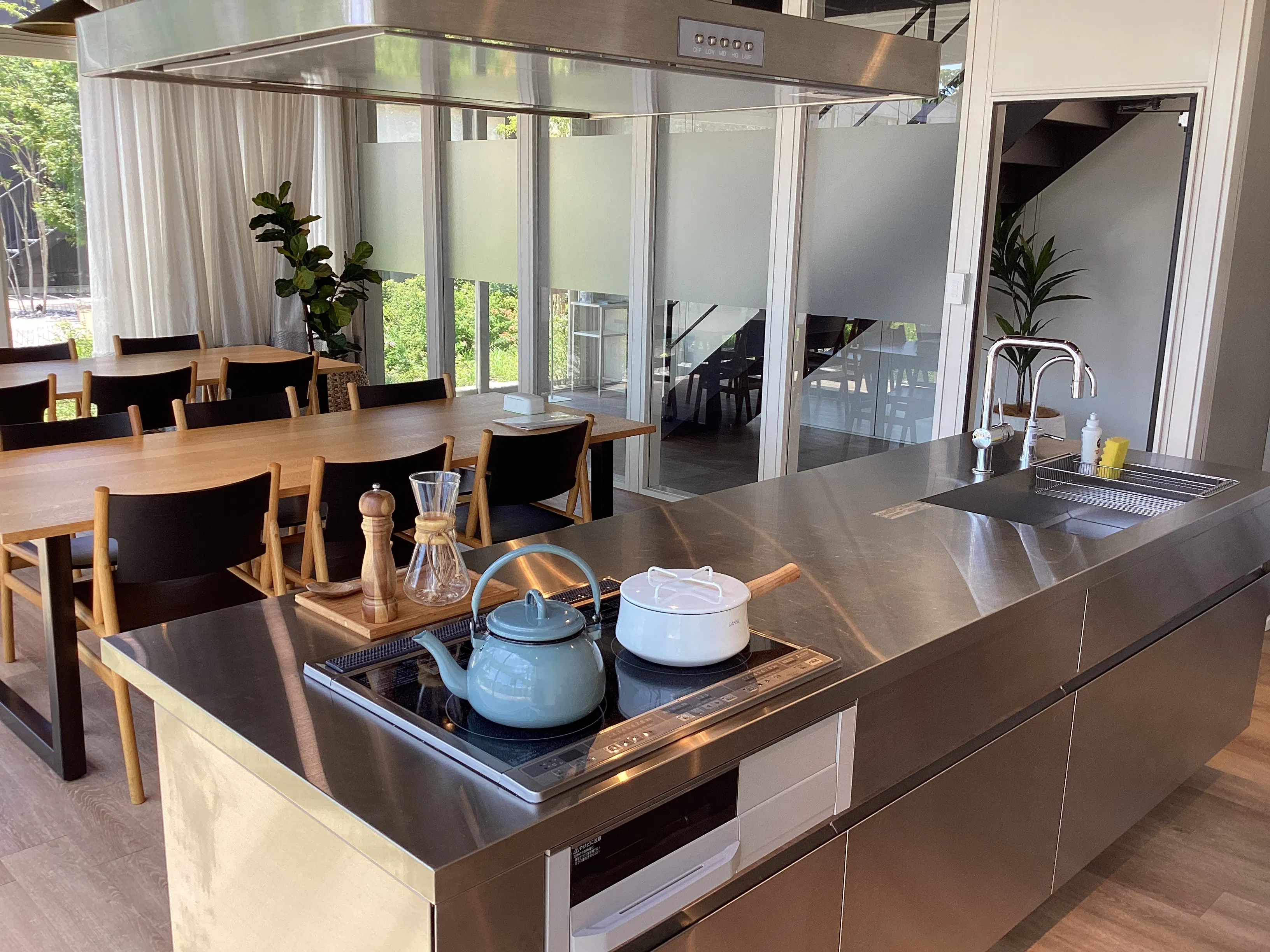 【穴川駅2分】自主企画マルシェやワークショップに最適なお手頃価格のレンタルスペース「Living1」／敷地全体の貸切イベント開催も可能！