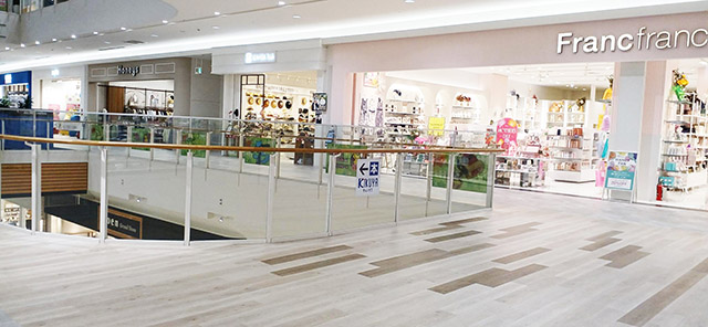【イオンモール草津】2Fフランフラン前