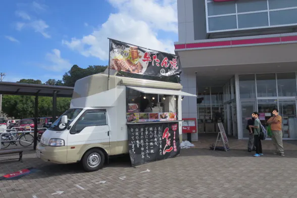 【イオンタウンおゆみ野】プロモーションやポップアップストアに適した商業施設出入り口近くのキッチンカースペース