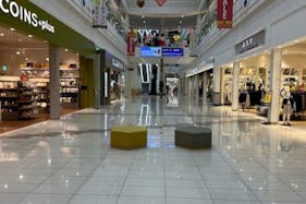 【イオンモール京都五条】1F 吹抜け(中央)