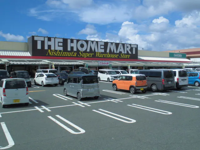 【ホームマートニシムタ 伊敷ニュータウン店】販促プロモーションや物販に最適な風除室スペース