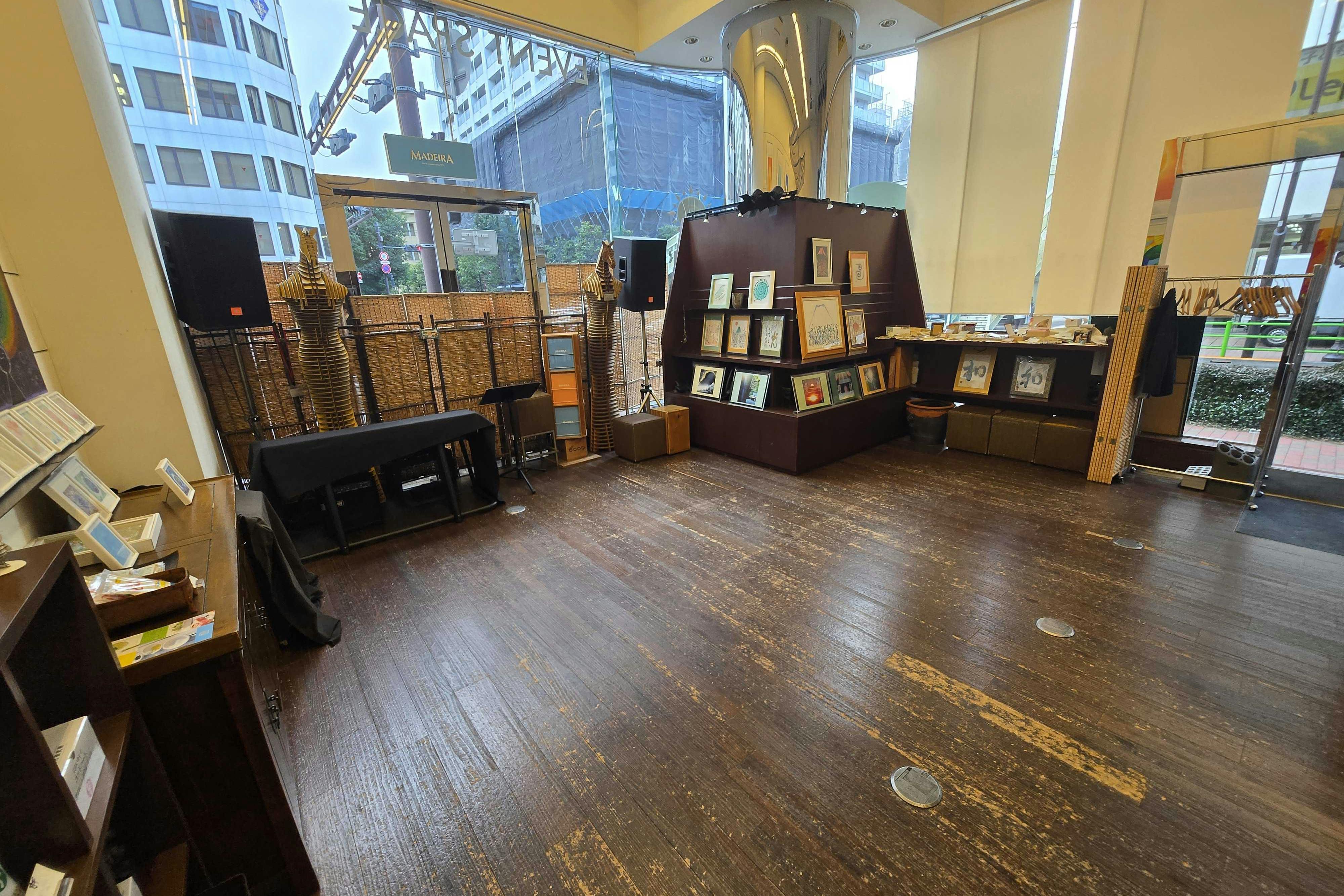 【新富町3分】ポップアップストアや展示会に最適な駅チカで視認性抜群の路面スペース