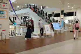 【イオンモール沖縄ライカム】2F グランドESC前(A)