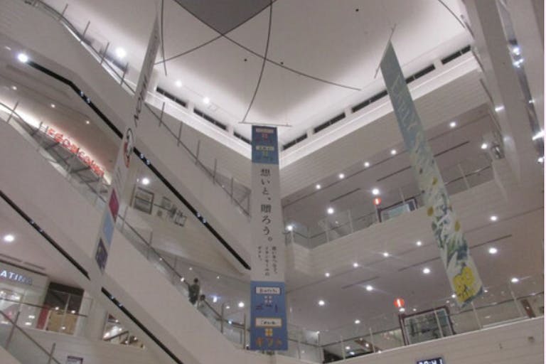 【イオンモール甲府昭和】モール内広告 大型バナーの画像2