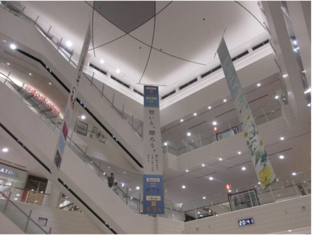 【イオンモール甲府昭和】モール内広告 大型バナー