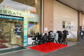 【ODAKYU 湘南 GATE】ODAKYU 湘南 GATE1F 食品階段横