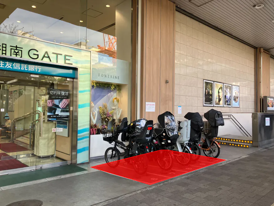 【ODAKYU 湘南 GATE】ODAKYU 湘南 GATE1F 食品階段横