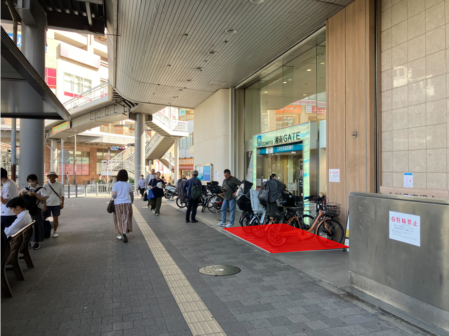 【ODAKYU 湘南 GATE】ODAKYU 湘南 GATE１F　食品階段横