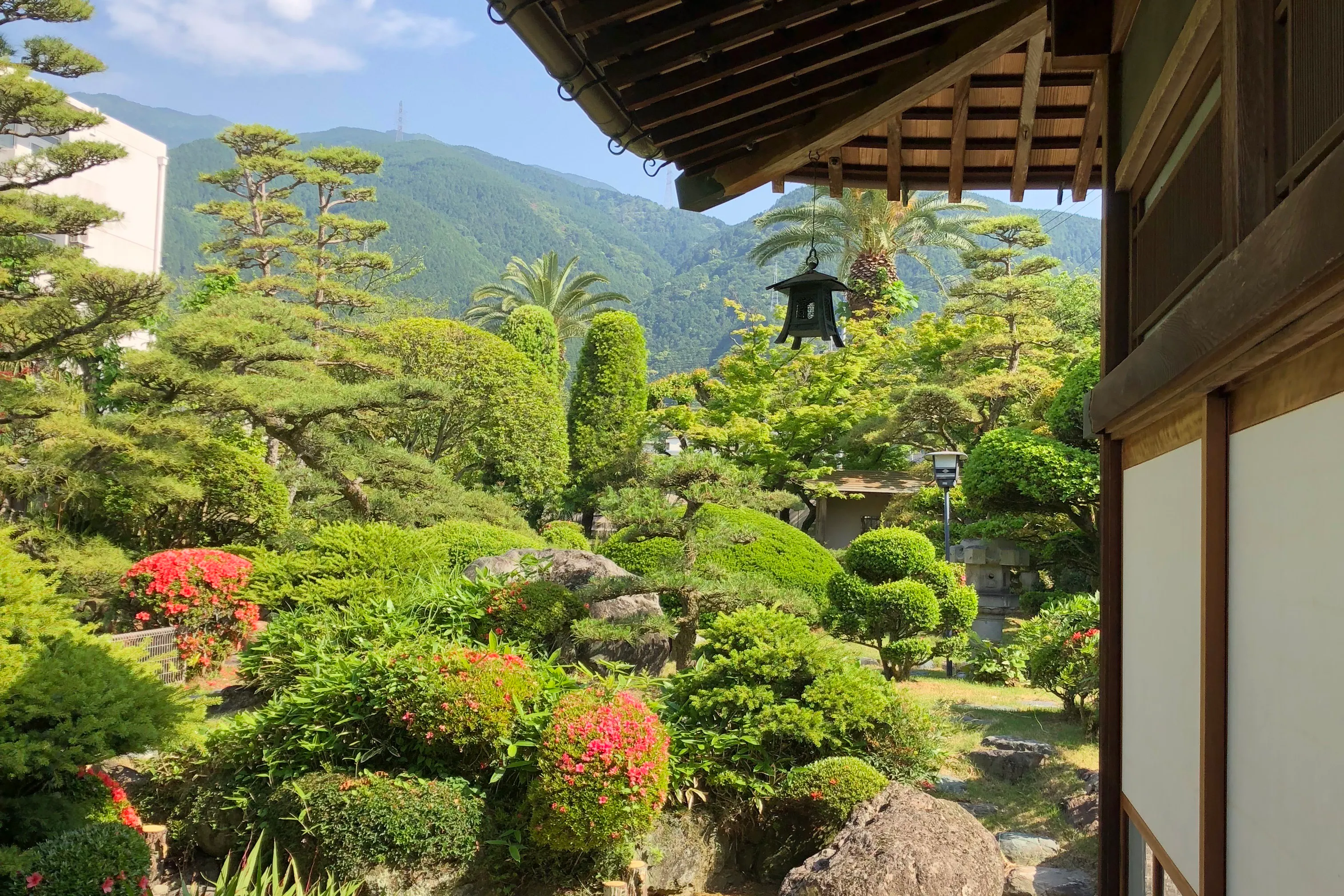 【伊予土居駅9分】撮影やクローズドイベント等に最適な大正時代に建築された屋敷と庭付きの一棟貸しスペース