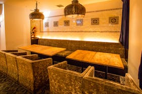 【表参道駅1分】イベントや撮影に適した最大100名様収容可能なアンティーク調のイタリアンレストラン