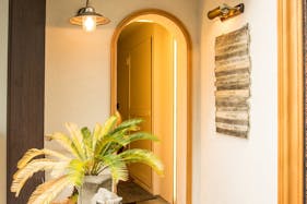 【表参道駅1分】イベントや撮影に適した最大100名様収容可能なアンティーク調のイタリアンレストラン