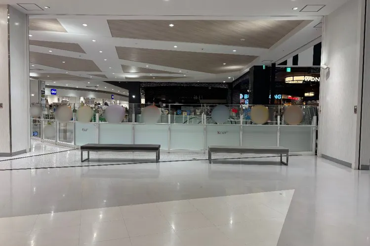 【イオンモール座間】2階ノースコート吹き抜け(ユニクロ前)