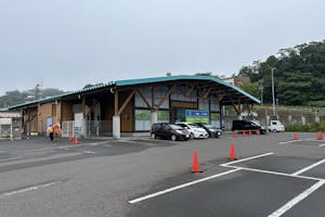 【ダイナム室蘭店ゆったり館】キッチンカーやプロモーションに最適なアミューズメント施設のイベントスペース(店舗正面入口前駐車場)