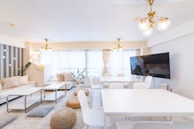 【栄駅5分】撮影や会議、ワークショップに活用できるオシャレな照明のイベントスペース(607号室)