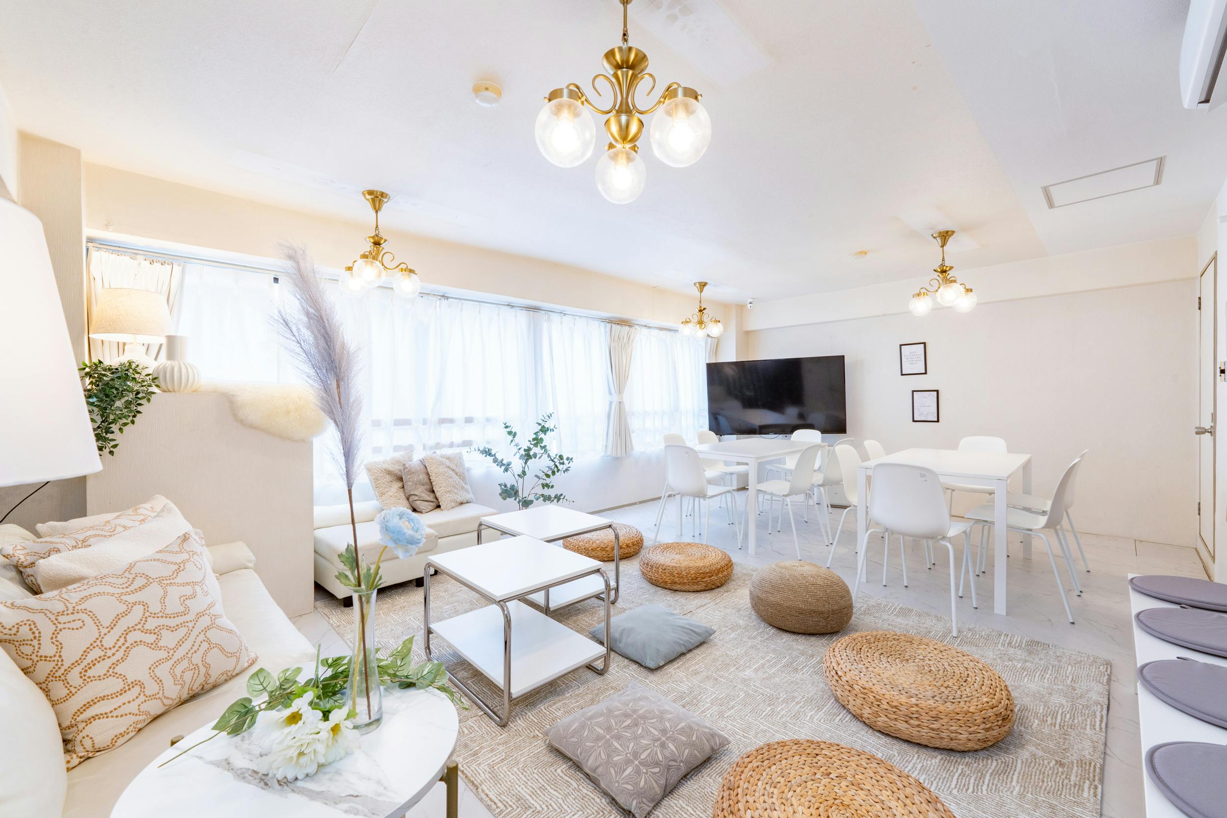 【栄駅5分】撮影や会議、ワークショップに活用できるオシャレな照明のイベントスペース(607号室)