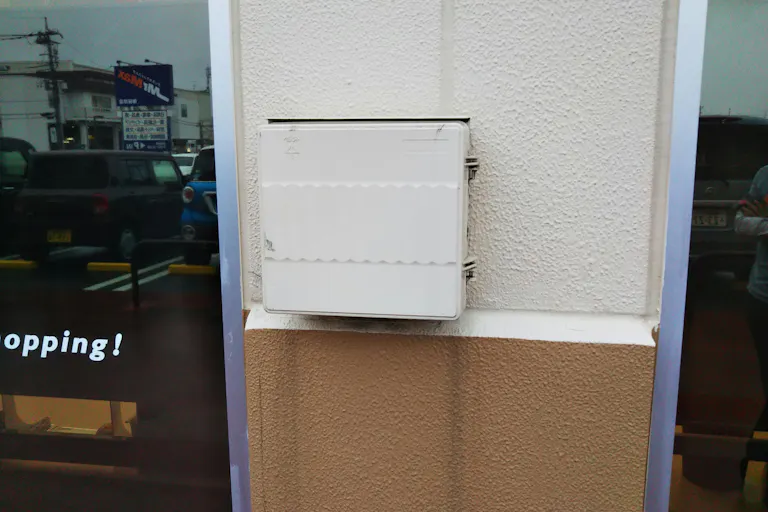 【ミスターマックス 南桜井店】入口前駐車場1台分 キッチンカーの出店が可能な総合ディスカウントストアの催事イベントスペースの画像2