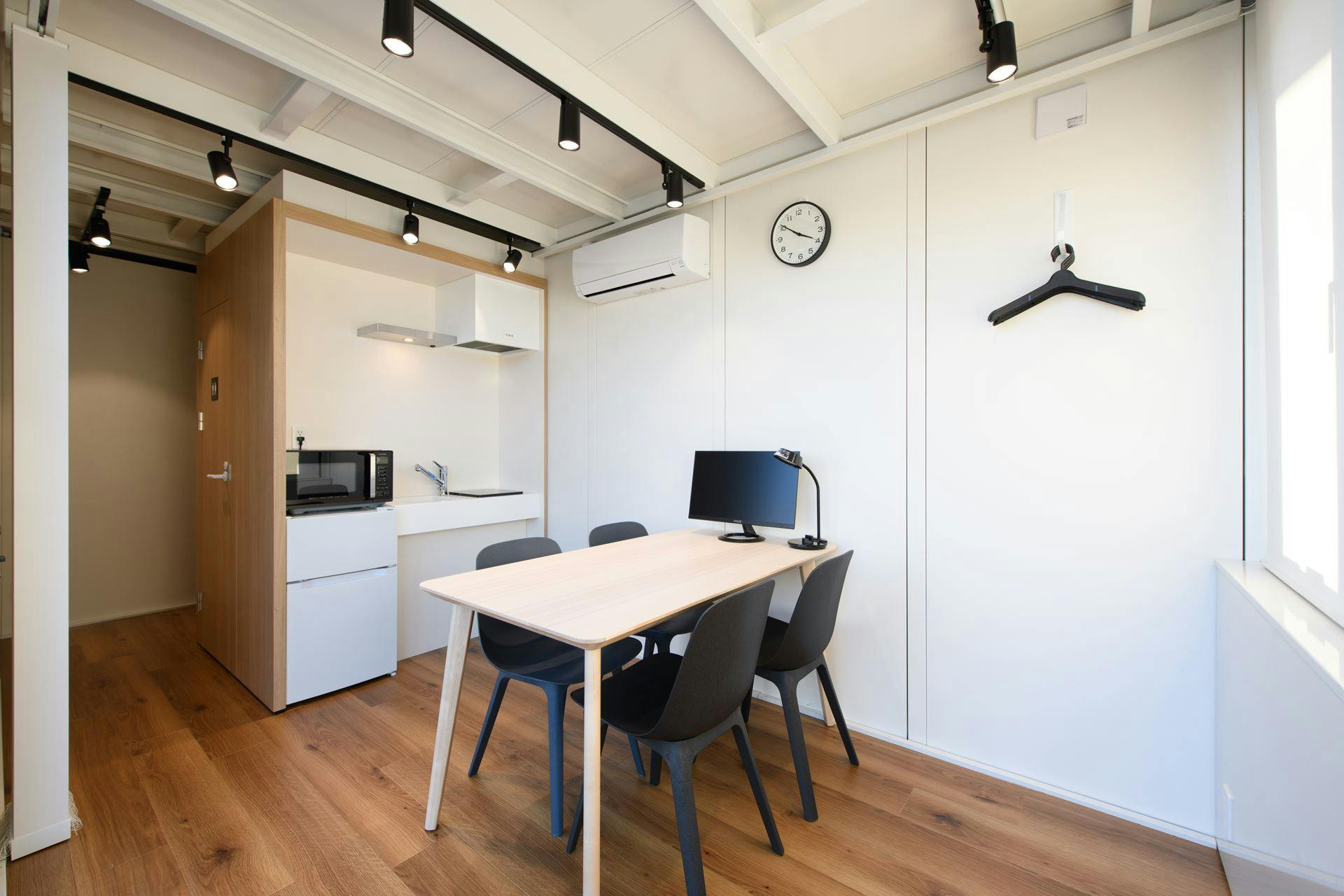 【小牧原駅6分】自主企画マルシェやワークショップに最適なお手頃価格のレンタルスペース「Living2」/敷地全体の貸切イベント開催も可能!