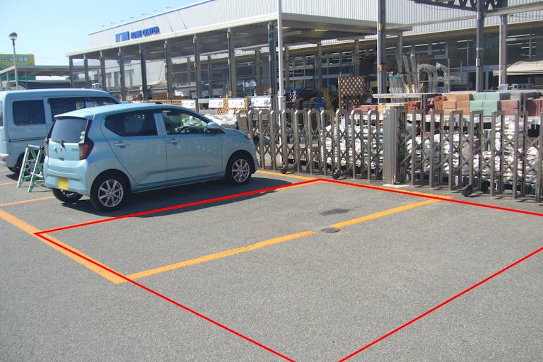 【サンデー浪岡店】屋外駐車場　キッチンカーの出店に最適なホームセンター内駐車場の屋外イベントスペース