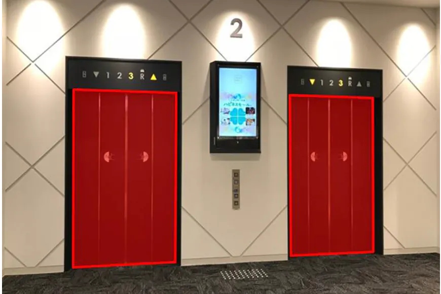 【イオンモール松本】モール内広告 エレベーター