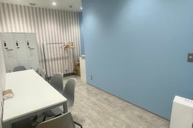 【三宮駅3分】イベント・撮影・ポップアップストアに適したキッチン・控室付きレンタルスペース